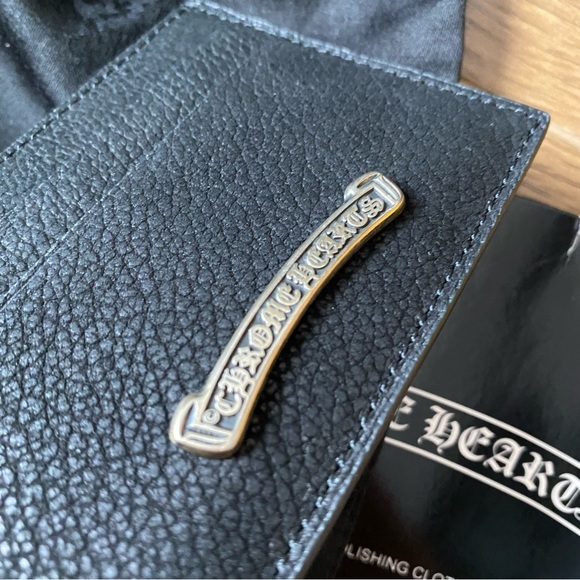 Chrome Hearts Leather Cardholder Gothic Cross
Cardholder Black - Picture 7 of 9